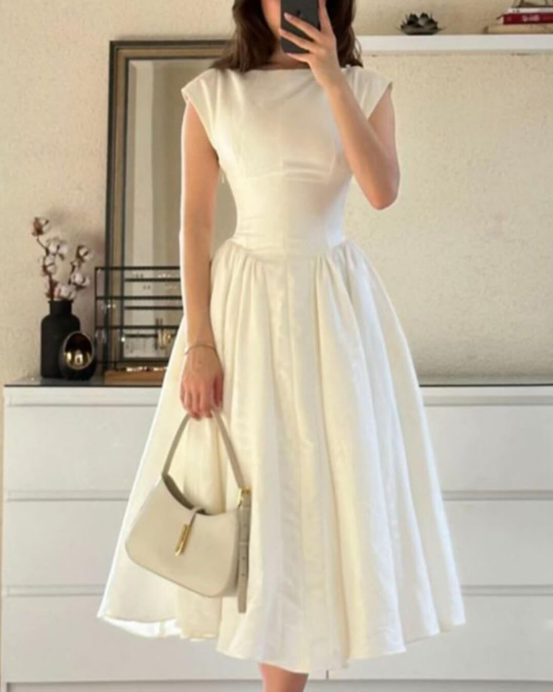 Rosalind Ärmelloses Midikleid mit Cut-outs
