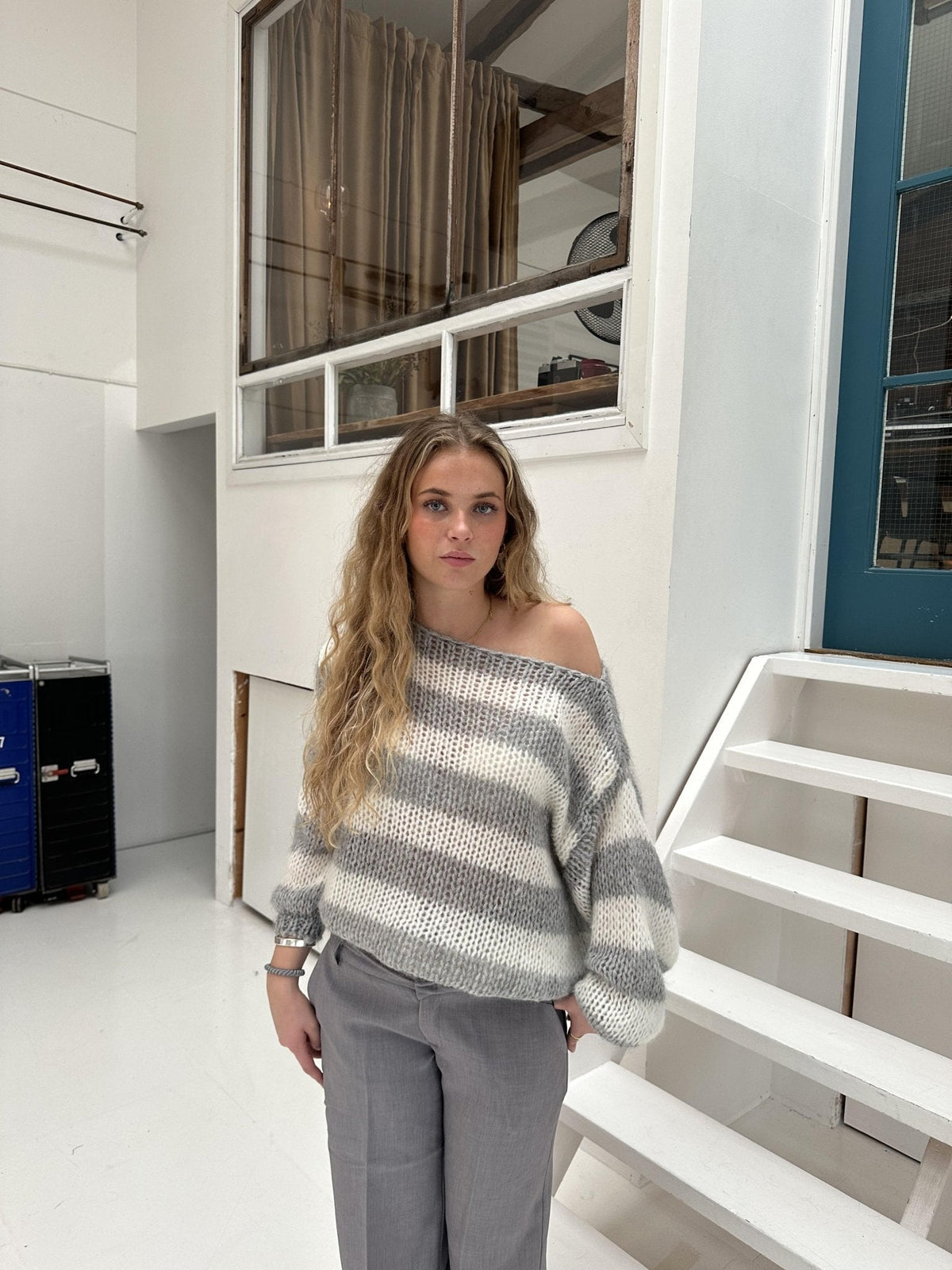 Rose Gestreifter Oversize-Pullover