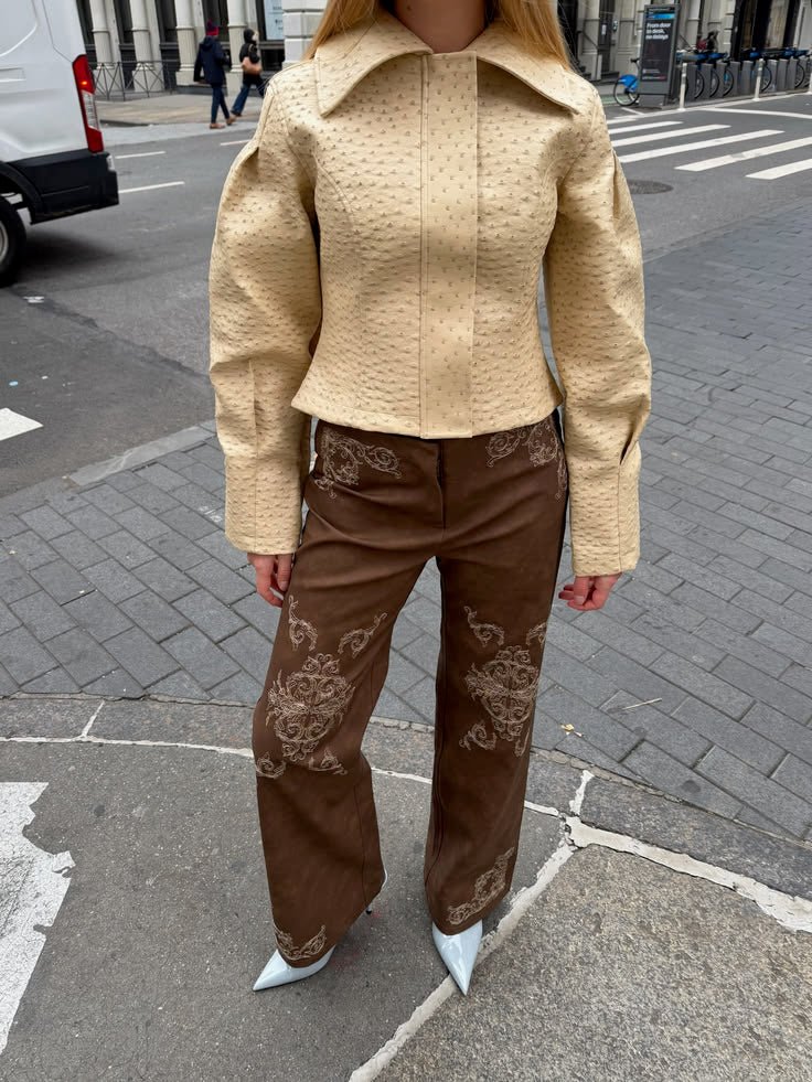 Rosette Jacke aus Kunstleder mit Straußenoptik