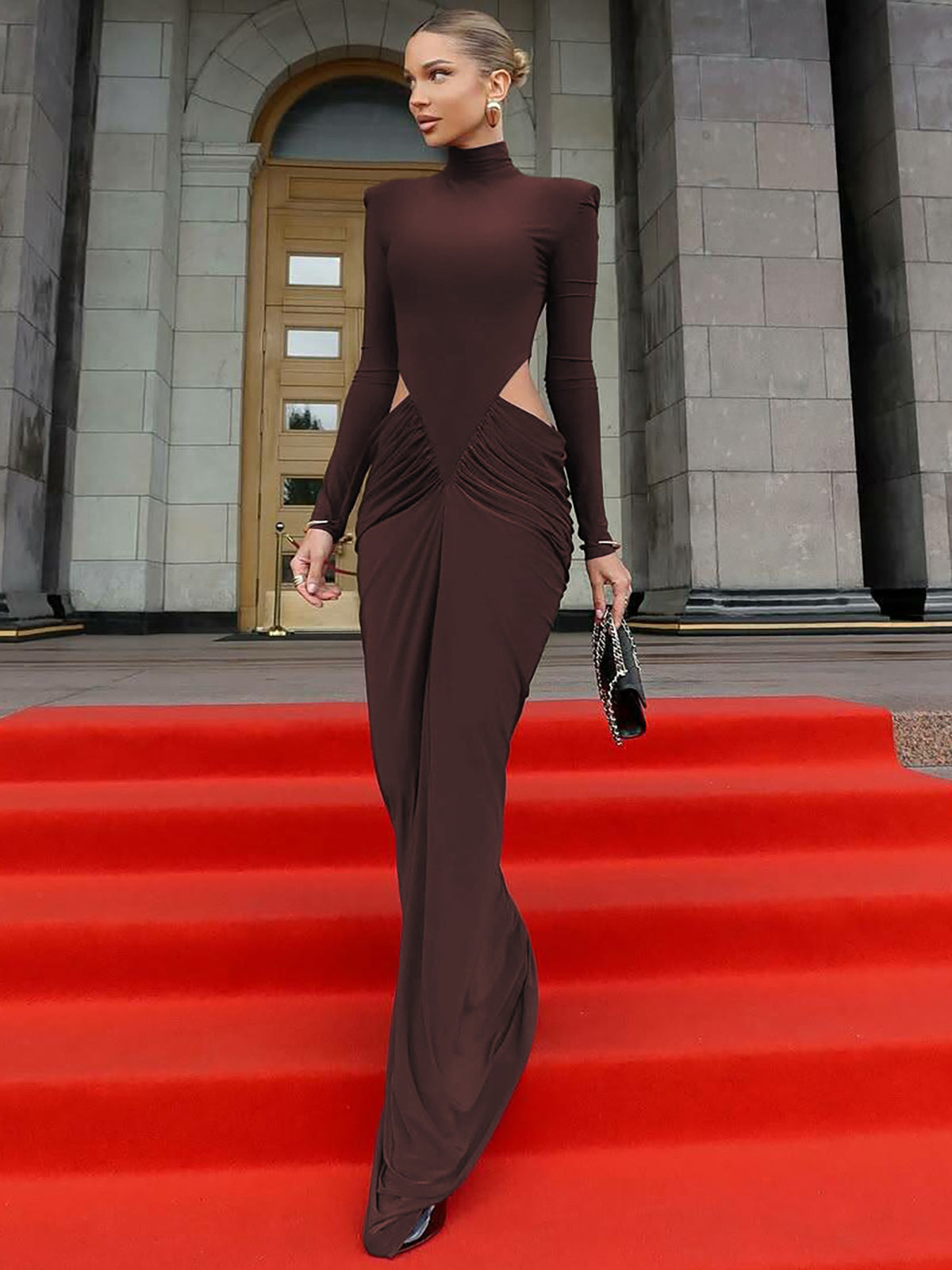 Olympia Hochgeschlossenes Maxikleid mit Cut-outs