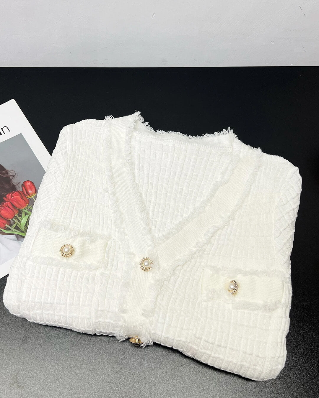 Sabrina Gestricktes Kleid mit V-Ausschnitt