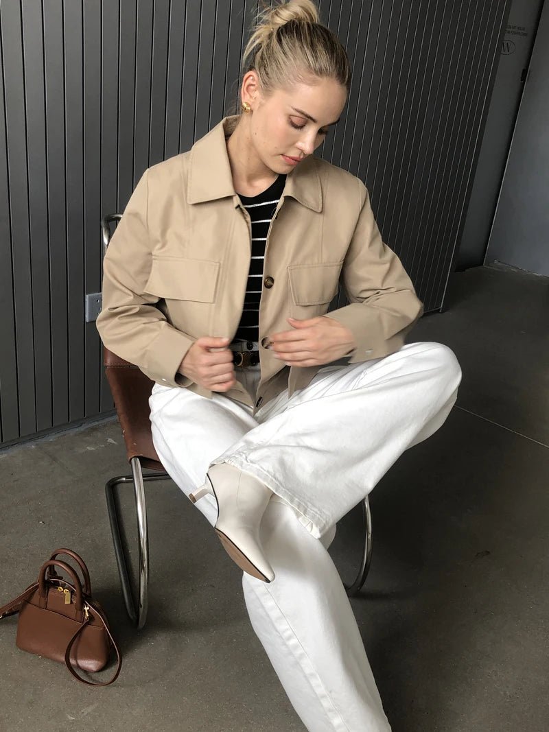 Sandra Kurze Jacke mit Pattentaschen