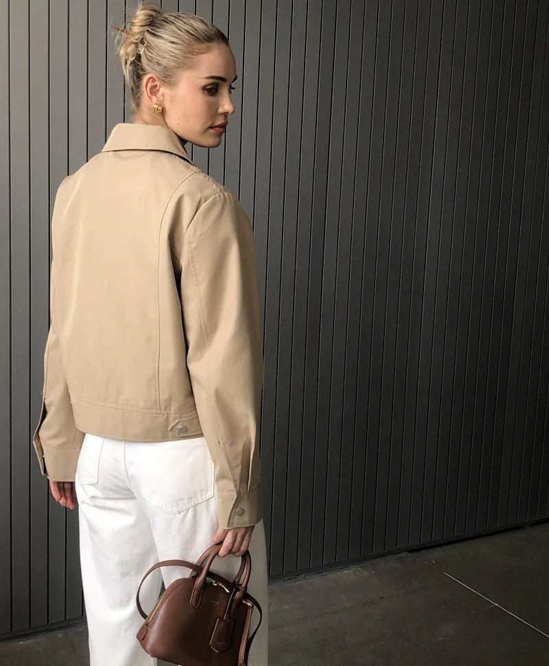 Sandra Kurze Jacke mit Pattentaschen