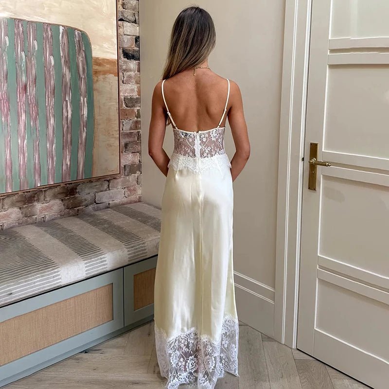 Sandra Spitzen-Maxi-Kleid mit V-Ausschnitt