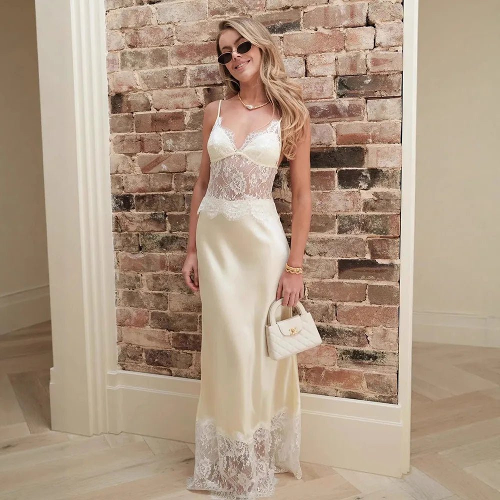 Sandra Spitzen-Maxi-Kleid mit V-Ausschnitt