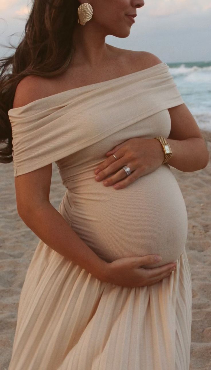 Fließendes schulterfreies Kleid „Serena“