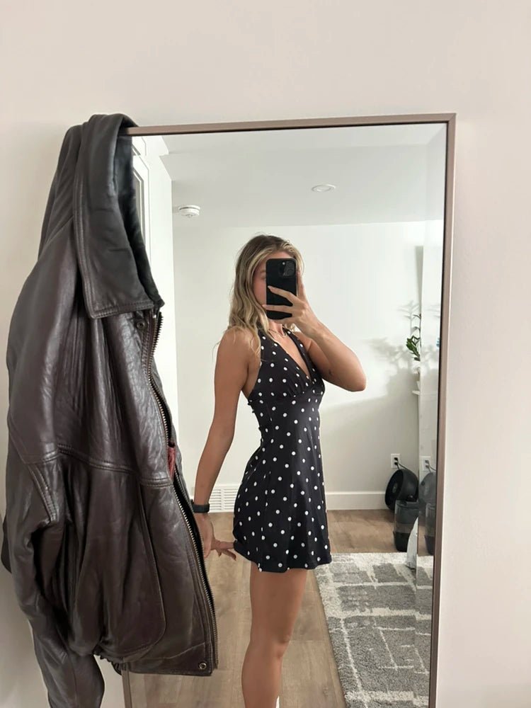 Sofia rückenfreies Minikleid mit Polka-Dots