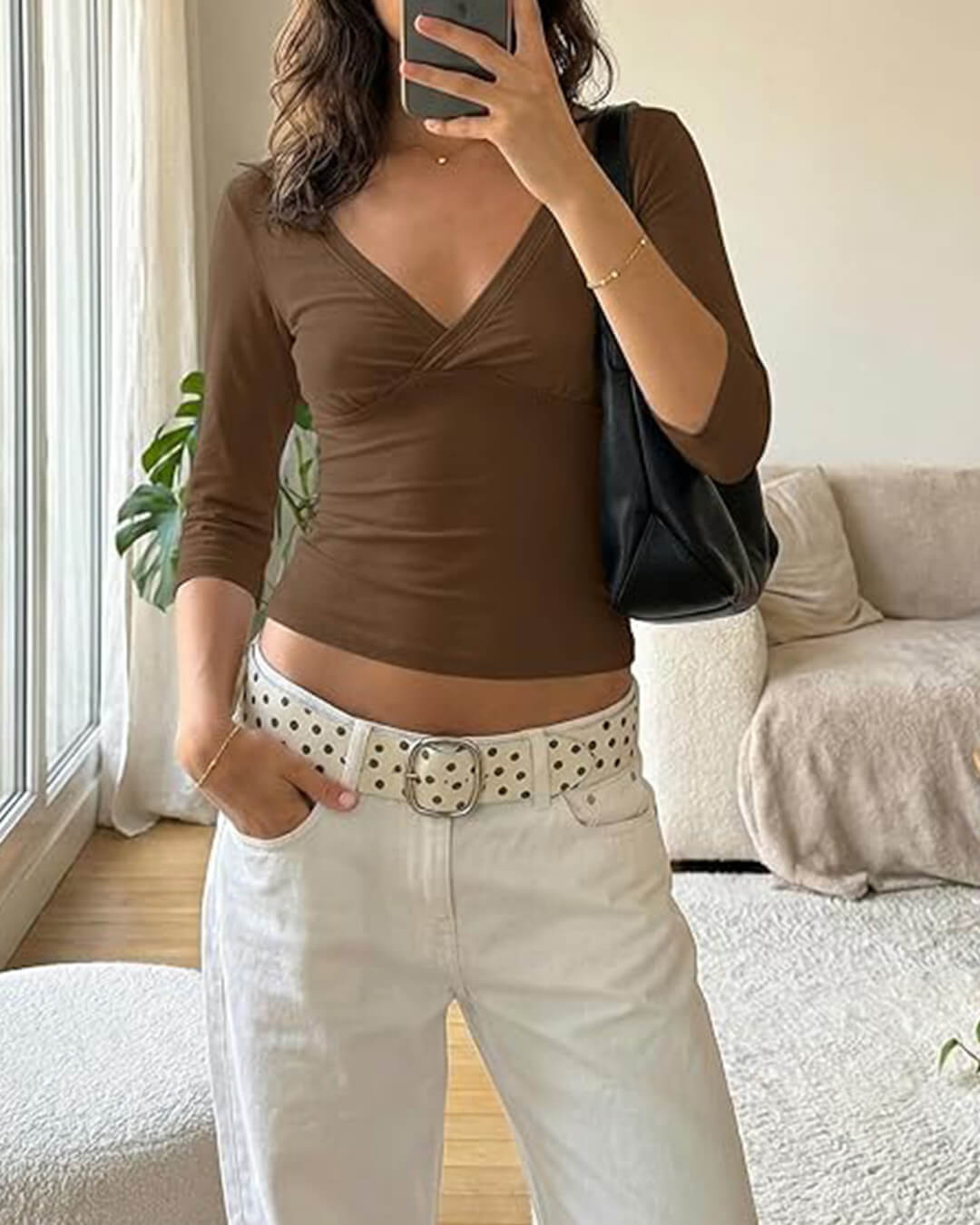 Sofia T-Shirt mit tiefem V-Ausschnitt und mittellangen Ärmeln