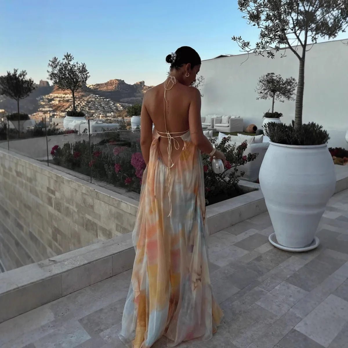 Sophia Neckholder-Maxikleid mit Schnürung