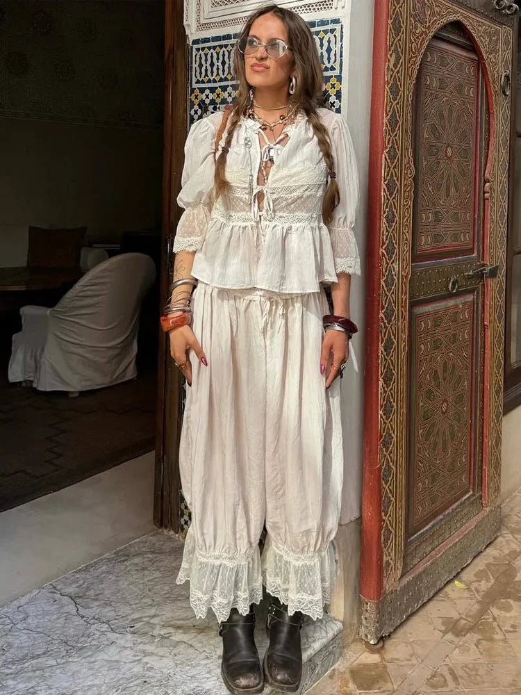 Sophia Spitzenanzug mit Lantern-Ärmeln