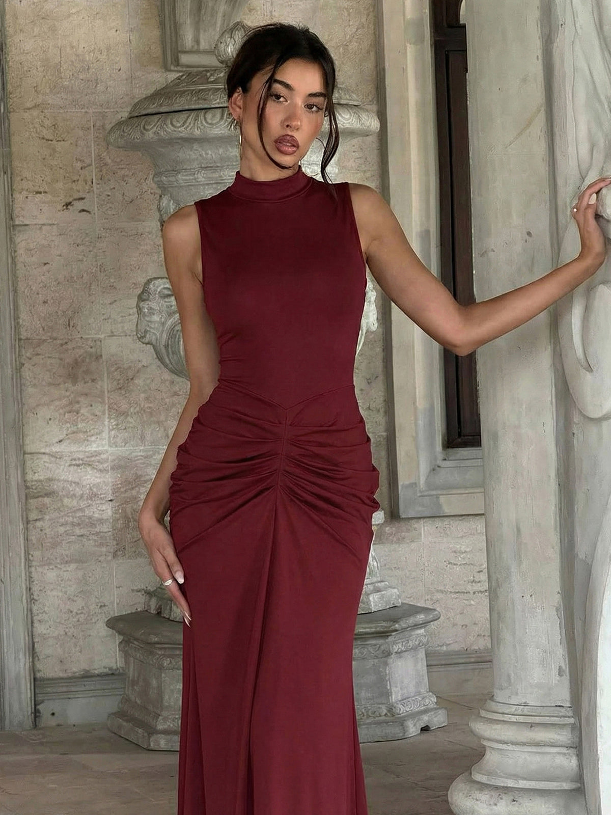 Philippa Hochgeschlossenes Maxikleid mit Raffung