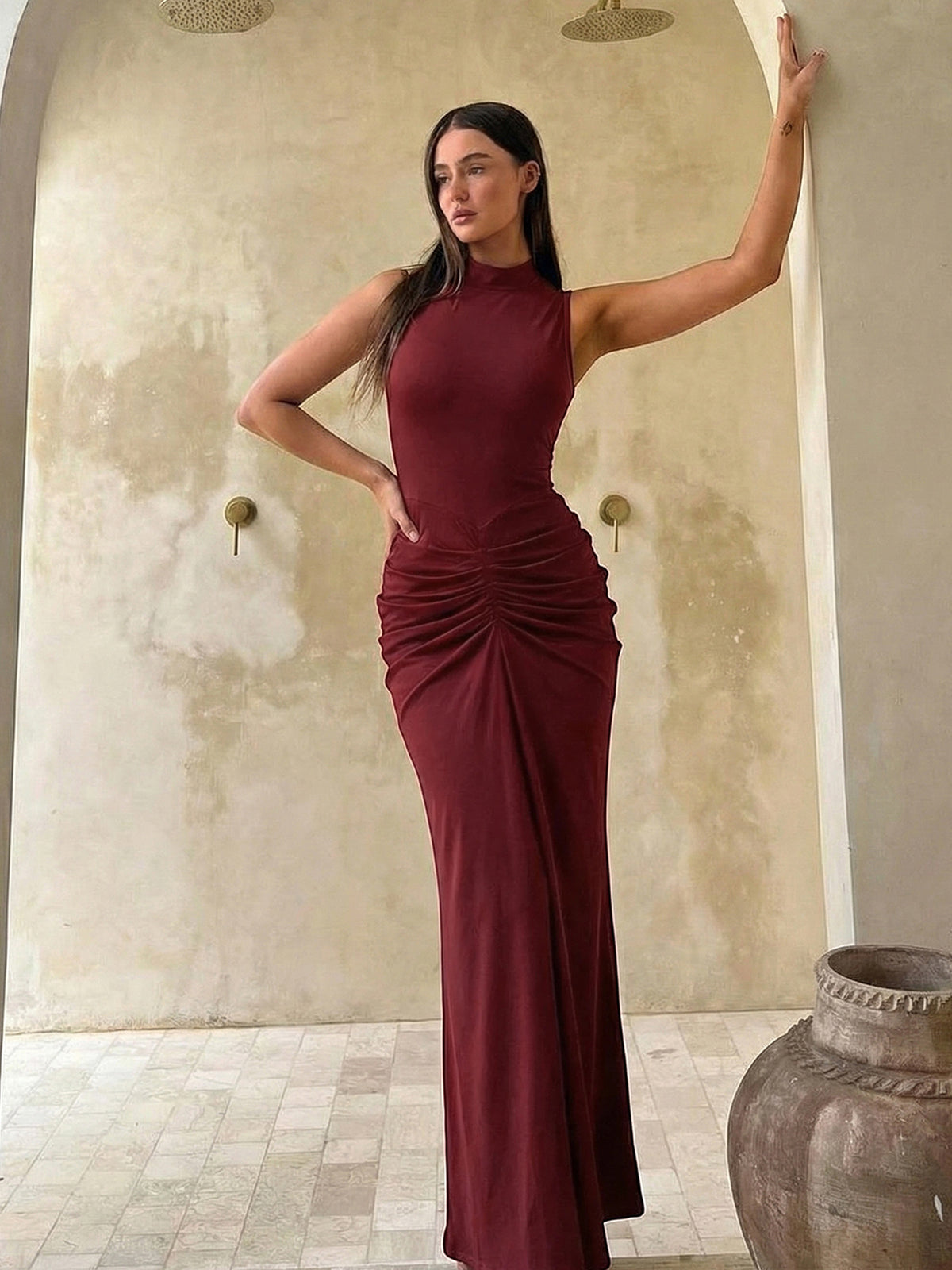 Philippa Hochgeschlossenes Maxikleid mit Raffung