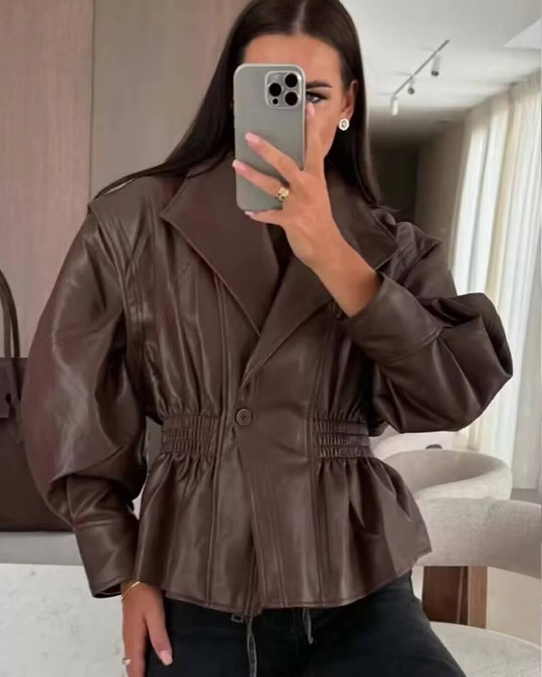 Stephanie Lederjacke