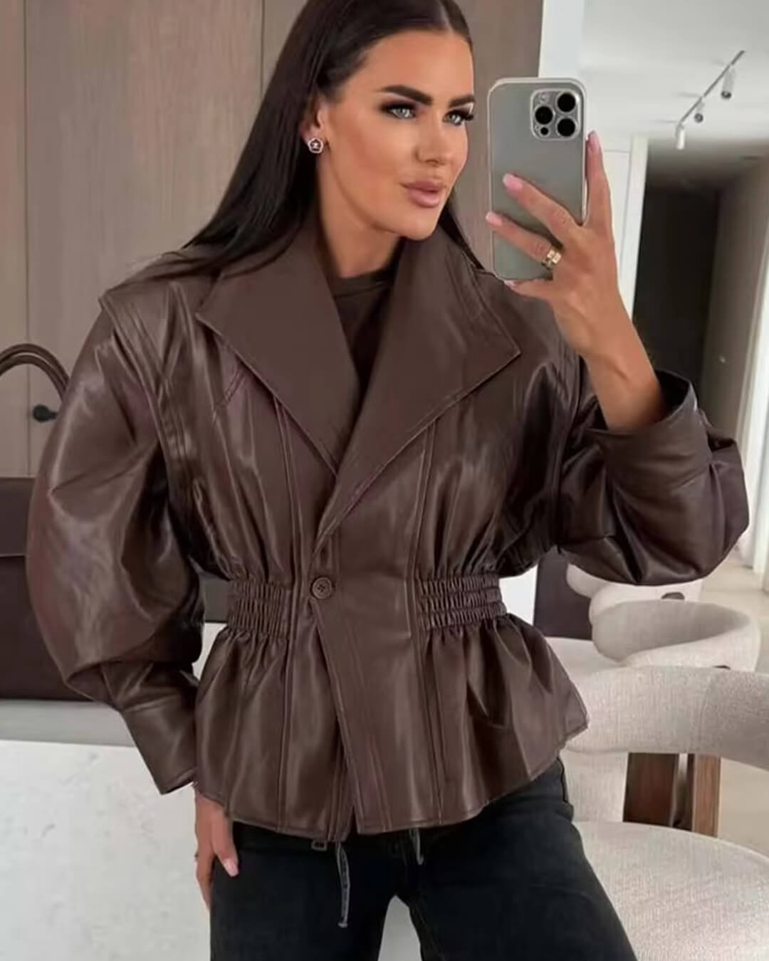Stephanie Lederjacke