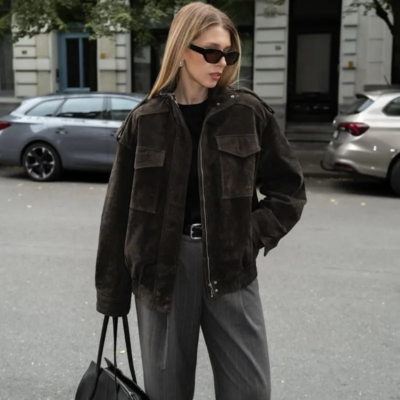 Oversize-Bomberjacke aus Veloursleder mit Stehkragen
