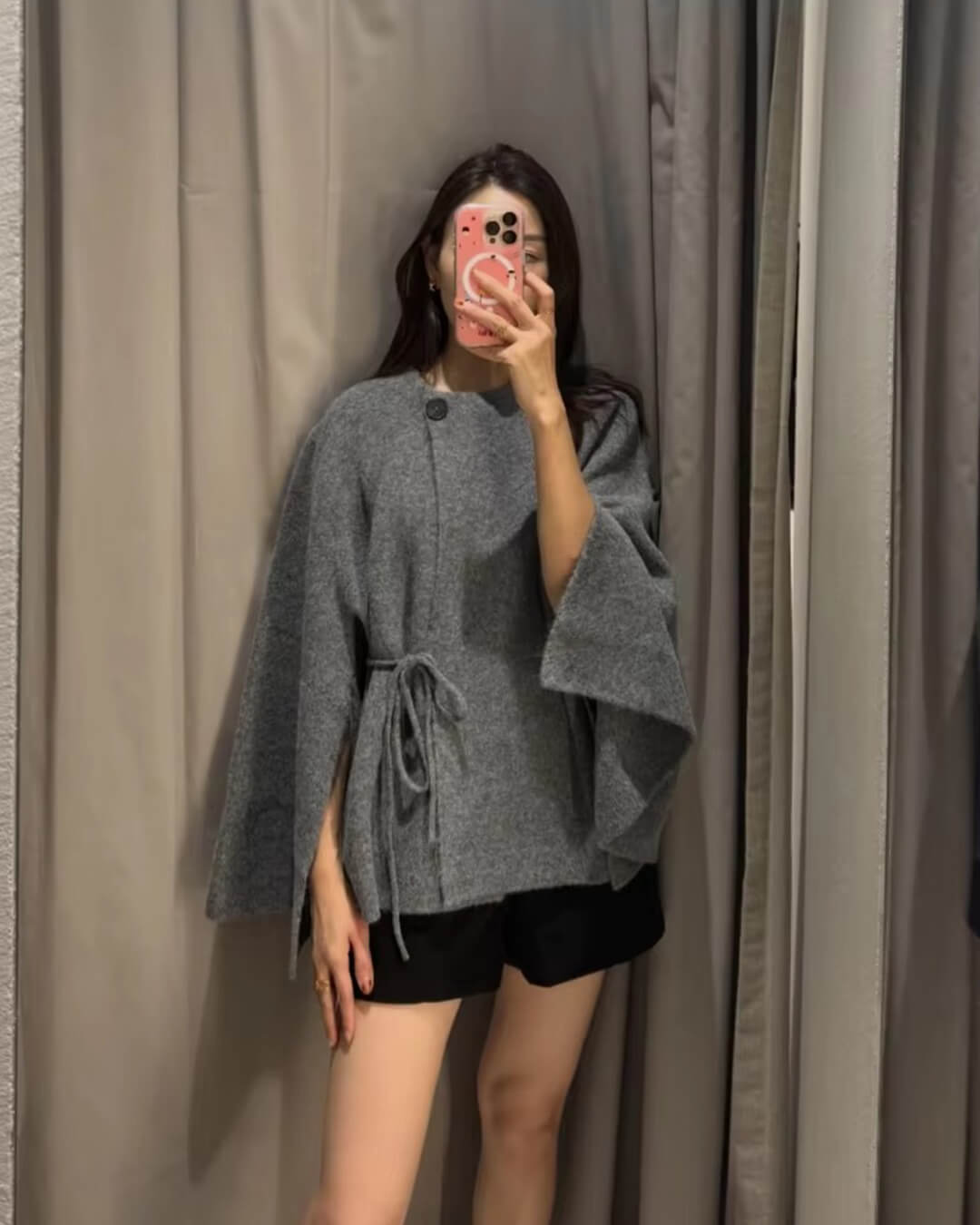 Suzette Cardigan mit Fledermausärmeln und Schlitz