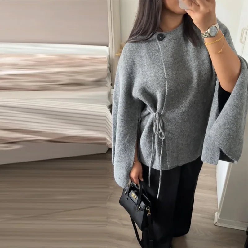 Suzette Cardigan mit Fledermausärmeln und Schlitz