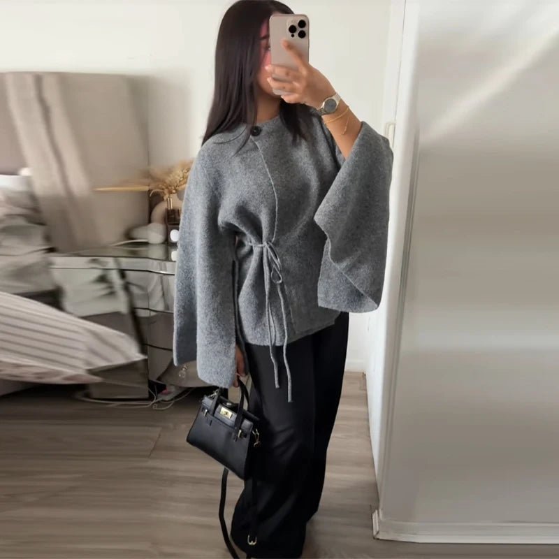 Suzette Cardigan mit Fledermausärmeln und Schlitz