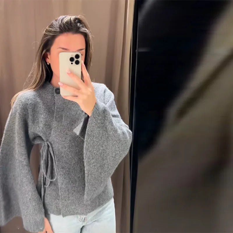 Suzette Cardigan mit Fledermausärmeln und Schlitz