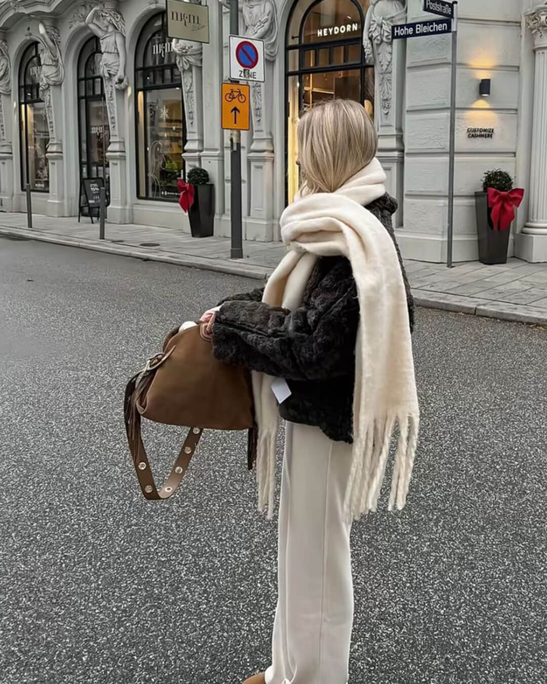 Tanya Winter-Schal mit Fransen