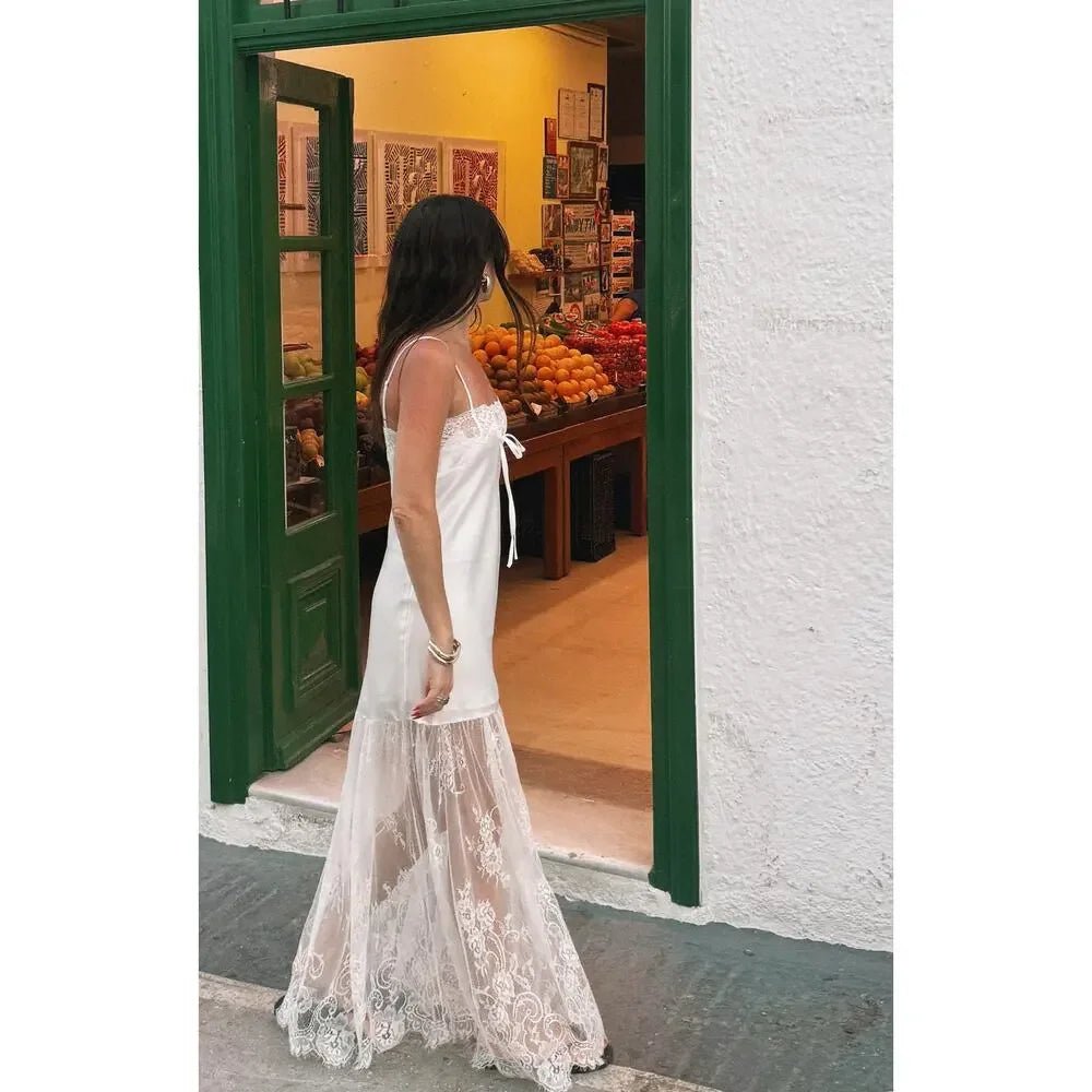 Tessa Satin-Maxikleid mit Spitzenbesatz