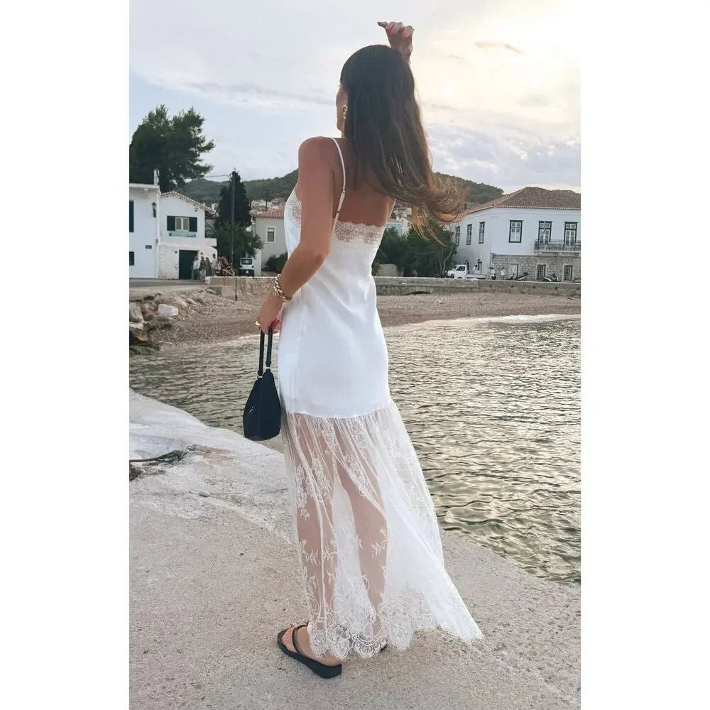 Tessa Satin-Maxikleid mit Spitzenbesatz