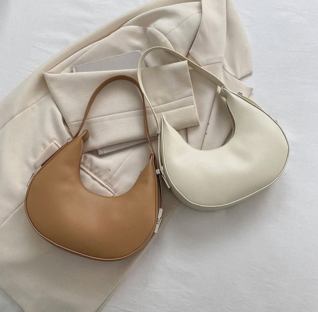 Tyla Schultertasche aus Leder