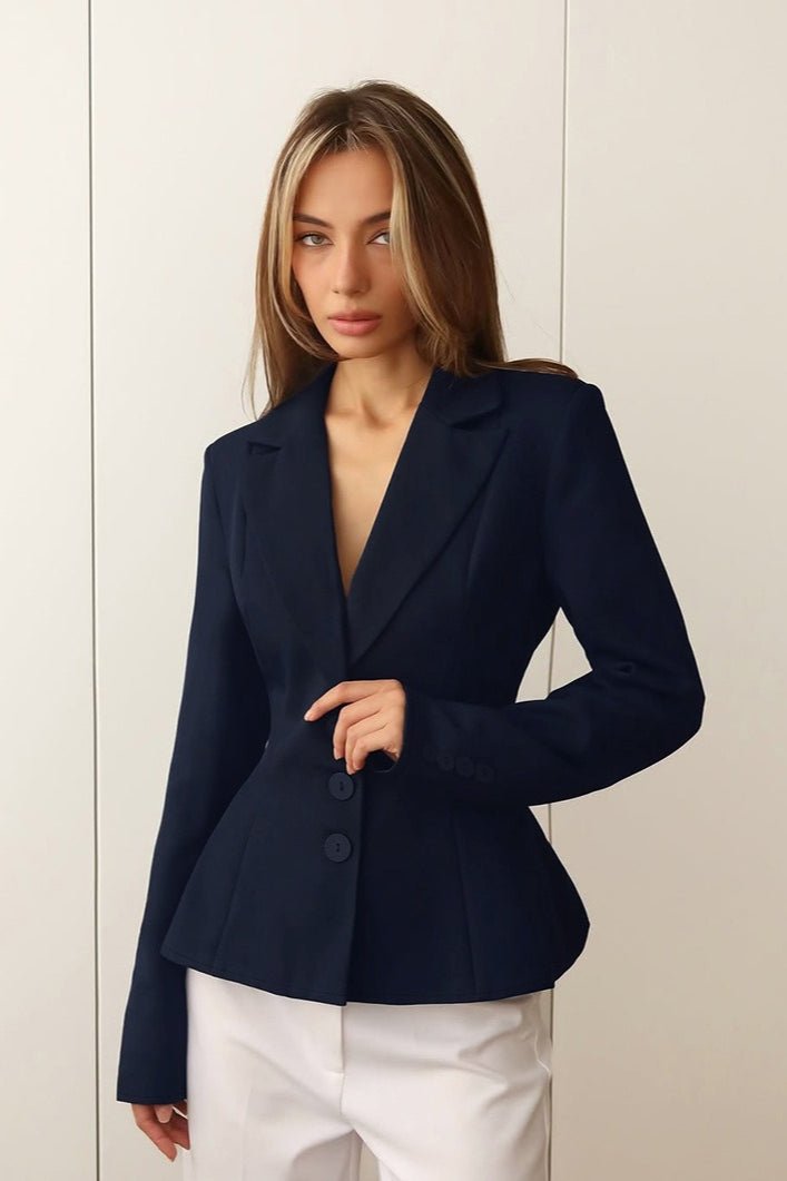 Valerie taillierter Blazer mit V-Ausschnitt und Schulterpolstern