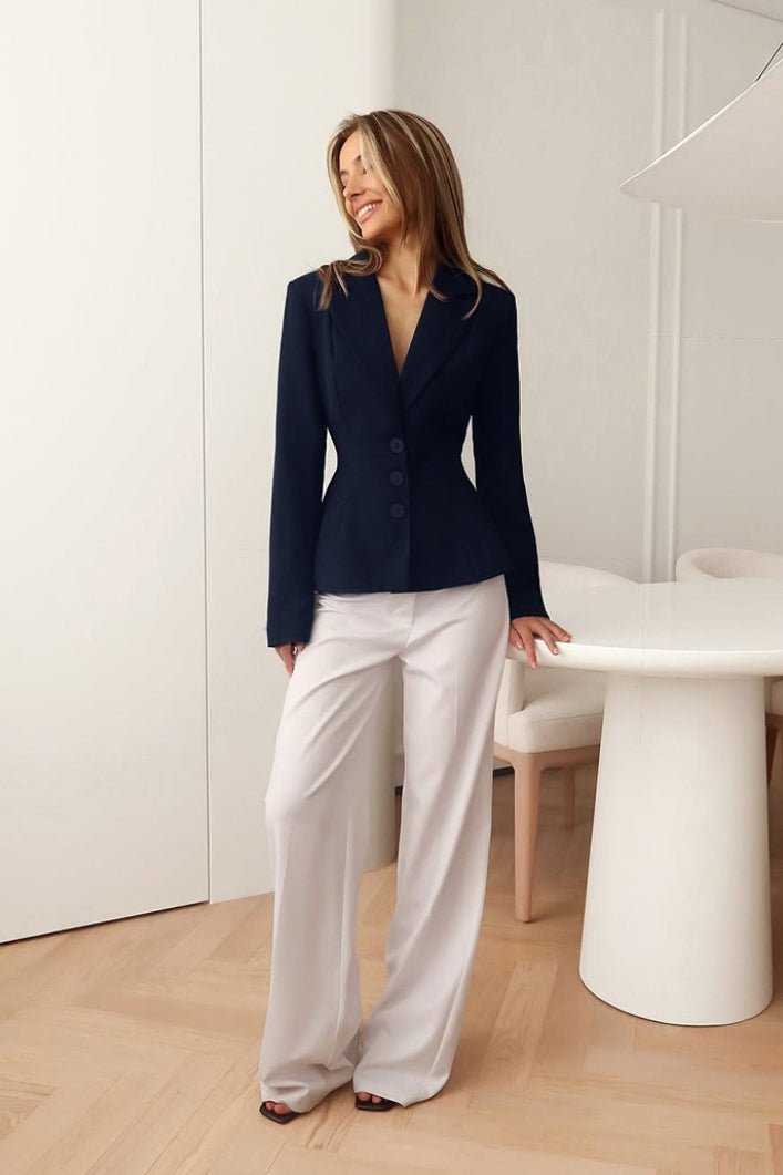Valerie taillierter Blazer mit V-Ausschnitt und Schulterpolstern
