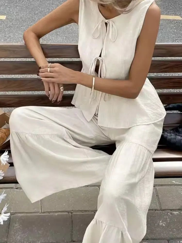 Vianne zweiteiliges Set aus Weste mit Bindeband und Hose