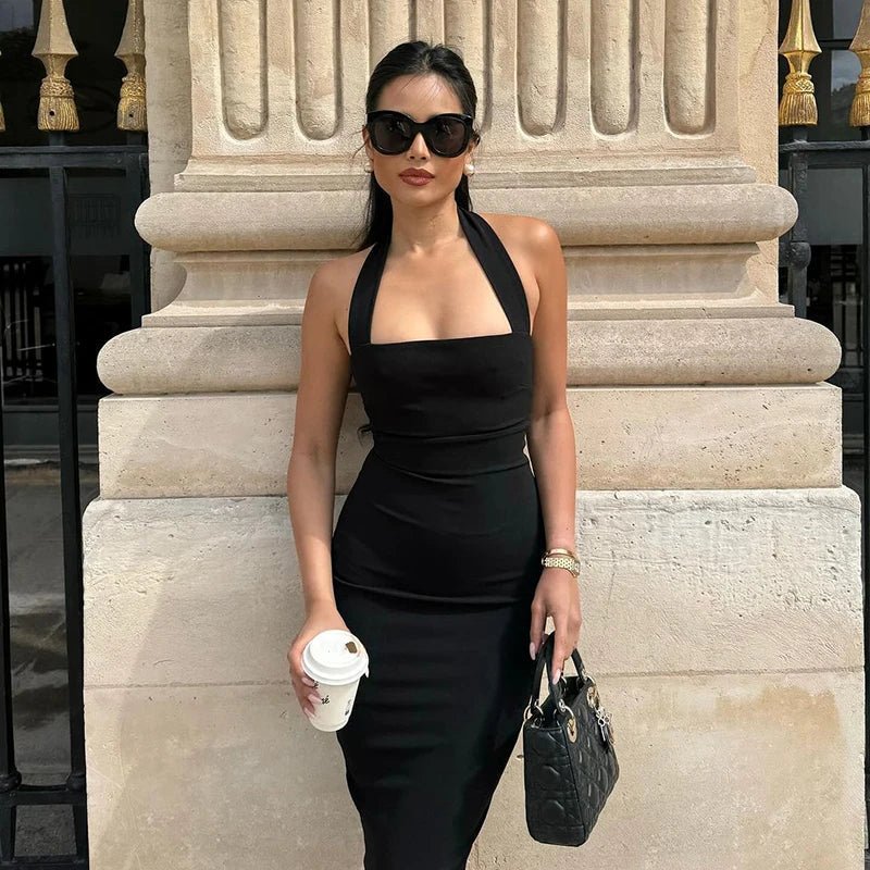 Yasmin Figurbetontes Neckholder-Maxikleid