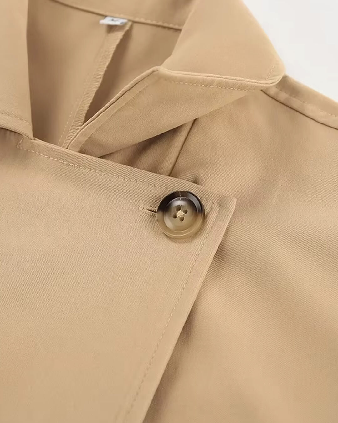 Vera Double-Breasted Trench Coat in beige – detail